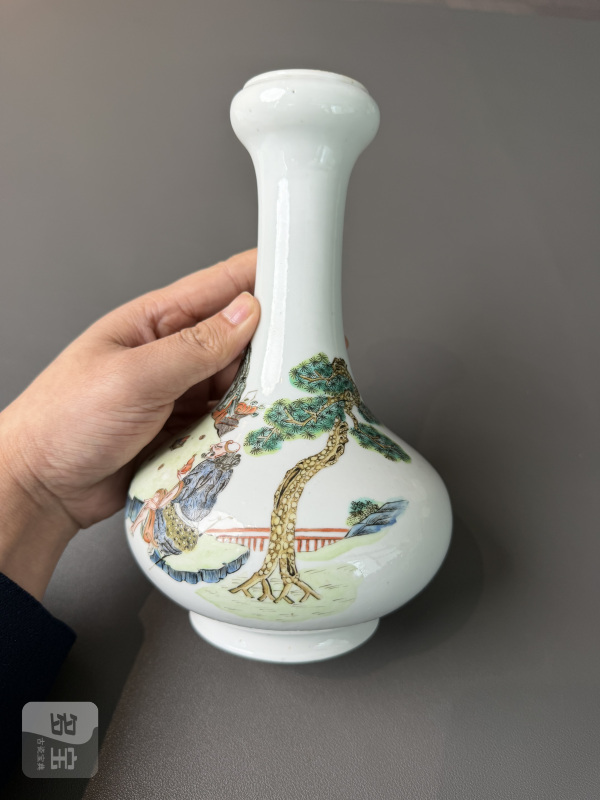 清咸丰 粉彩八仙雅集图瓶 - 图3